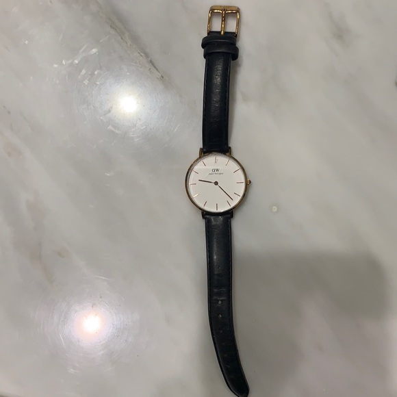 danielle wellington Accessories - Danielle Wellington watch